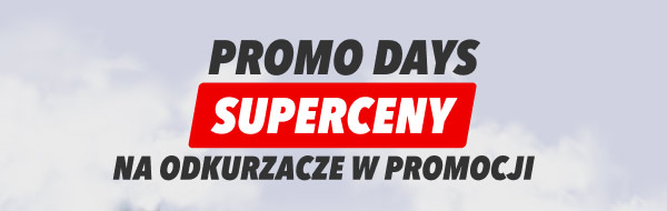 Napis: Promo Days. Superceny na odkurzacze w promocji na tle jasnych chmur.