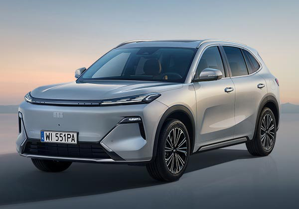 Superhybryda plug-in. Więcej w zasięgu.